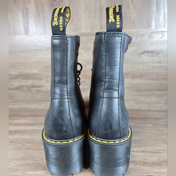 Dr. Martens Shriver Hi Gum Lug Platform Wyoming Black Leather Lace Up Sz 6 / 37 - Picture 7 of 14